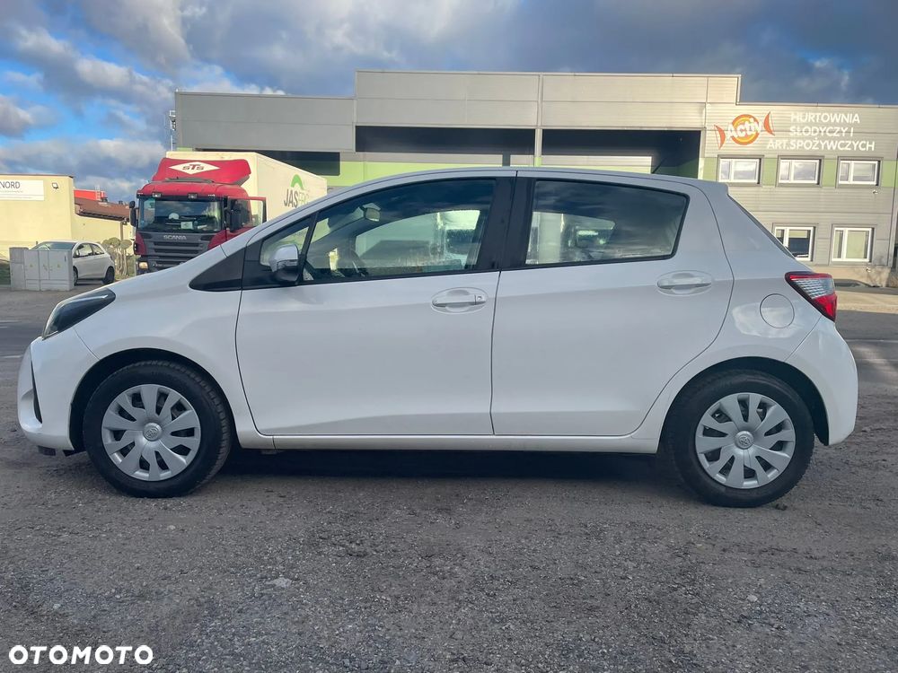 Toyota Yaris - 5