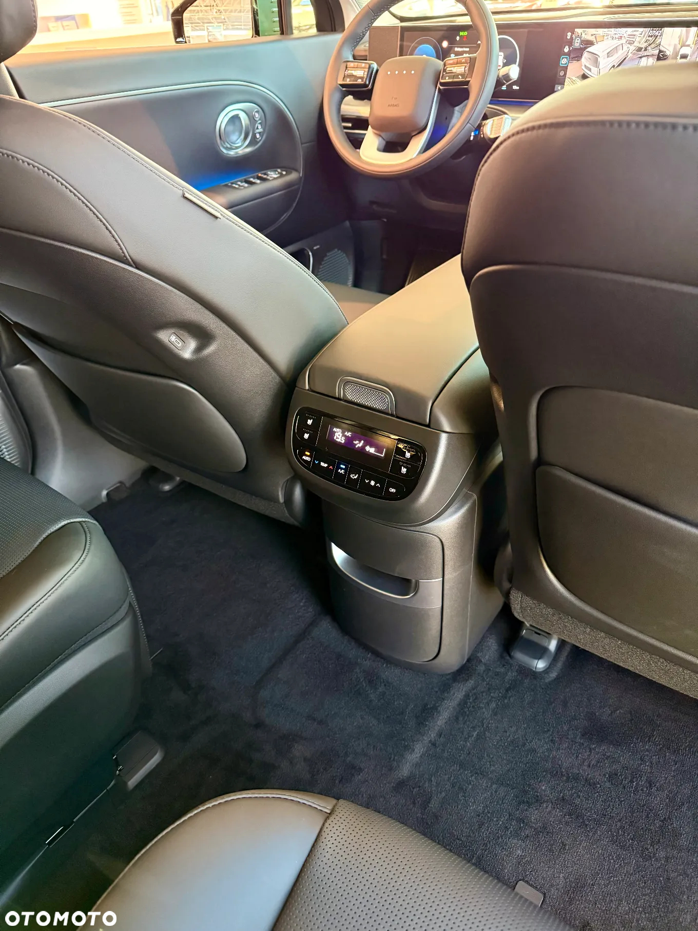 Hyundai IONIQ 9 110kWh Calligraphy AWD - 7
