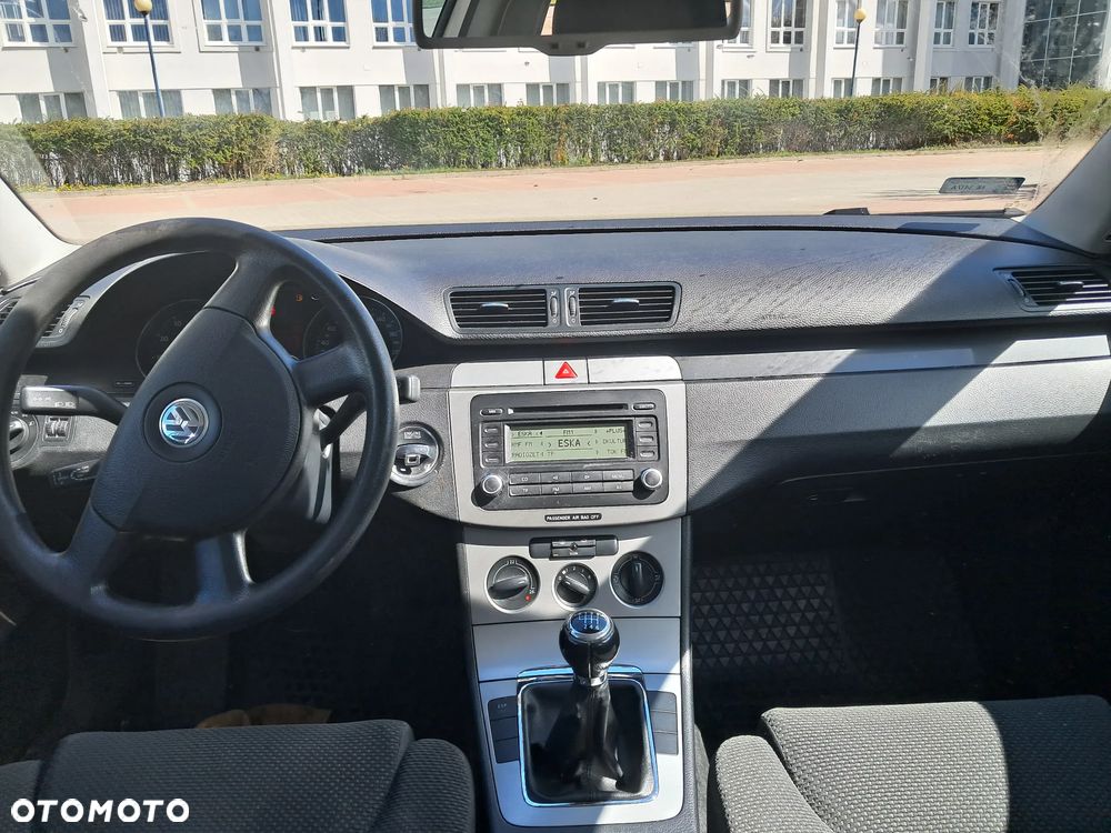 Volkswagen Passat 2.0 FSI Comfortline - 9