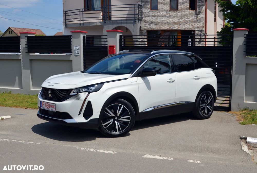 Peugeot 3008 PHEV 300 EAT8 4X4 GT - 32