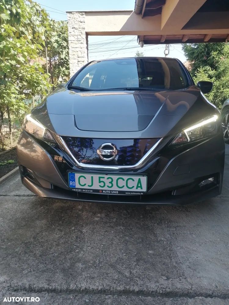 Nissan LEAF 40 kWh Tekna - 8