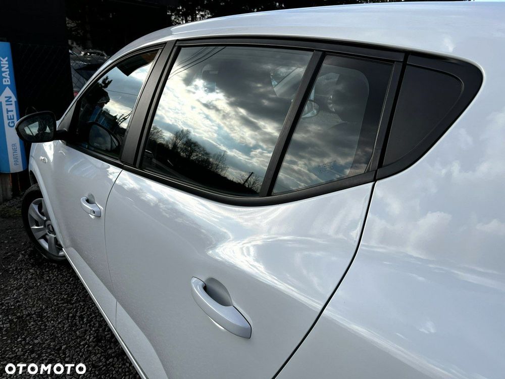 Dacia Sandero - 10