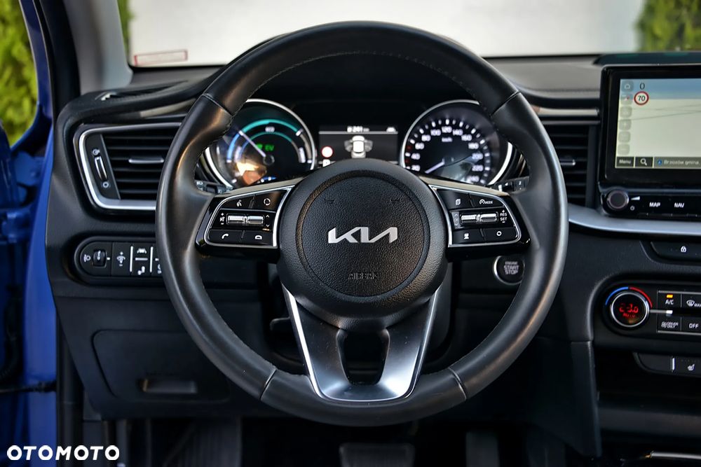 Kia XCeed - 35