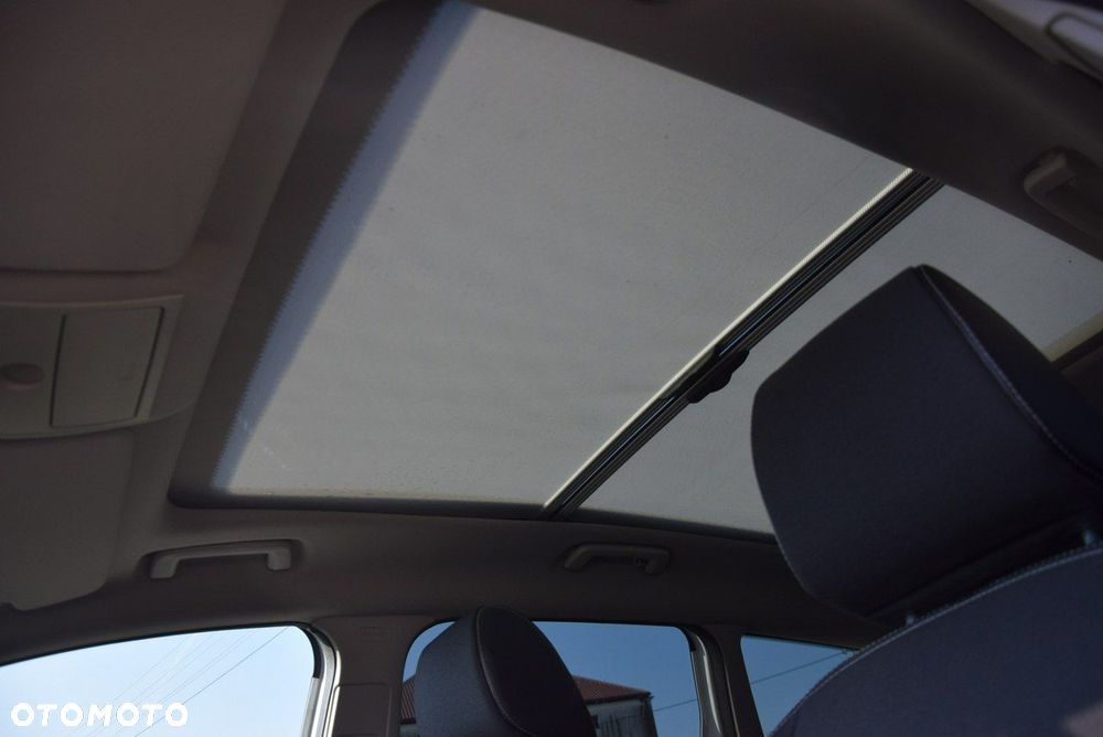 Ford Kuga 2.0 TDCi 4x4 Titanium - 39