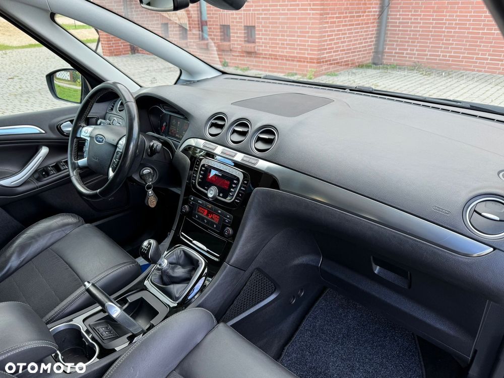 Ford S-Max 2.0 TDCi DPF Titanium - 14