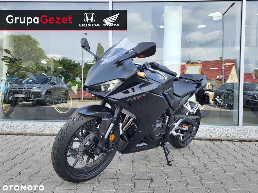 Honda CBR - 3