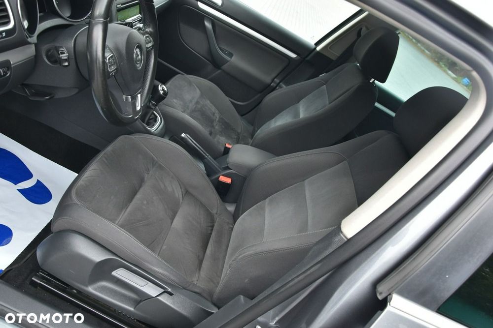 Volkswagen Golf 2.0 TDI Comfortline - 23