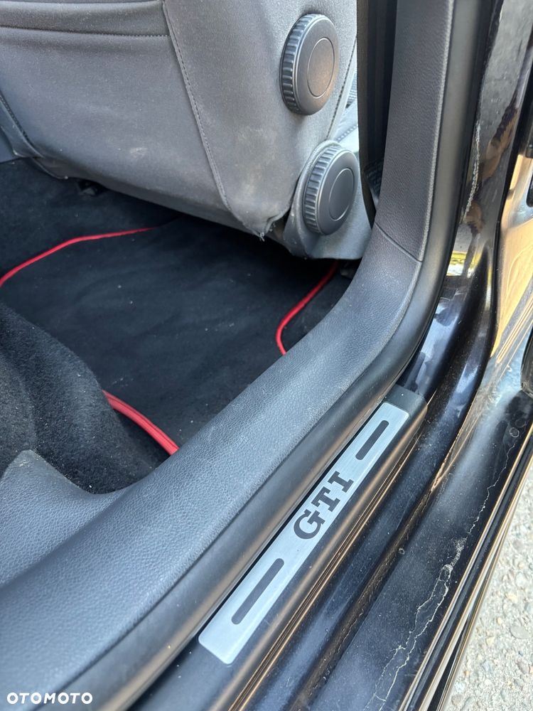 Volkswagen Golf 2.0 TSI GTI DSG - 24
