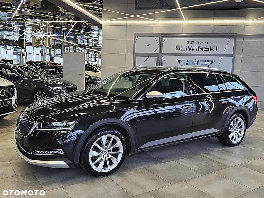 Skoda Superb 2.0 TDI 4x4 DSG Scout - 3