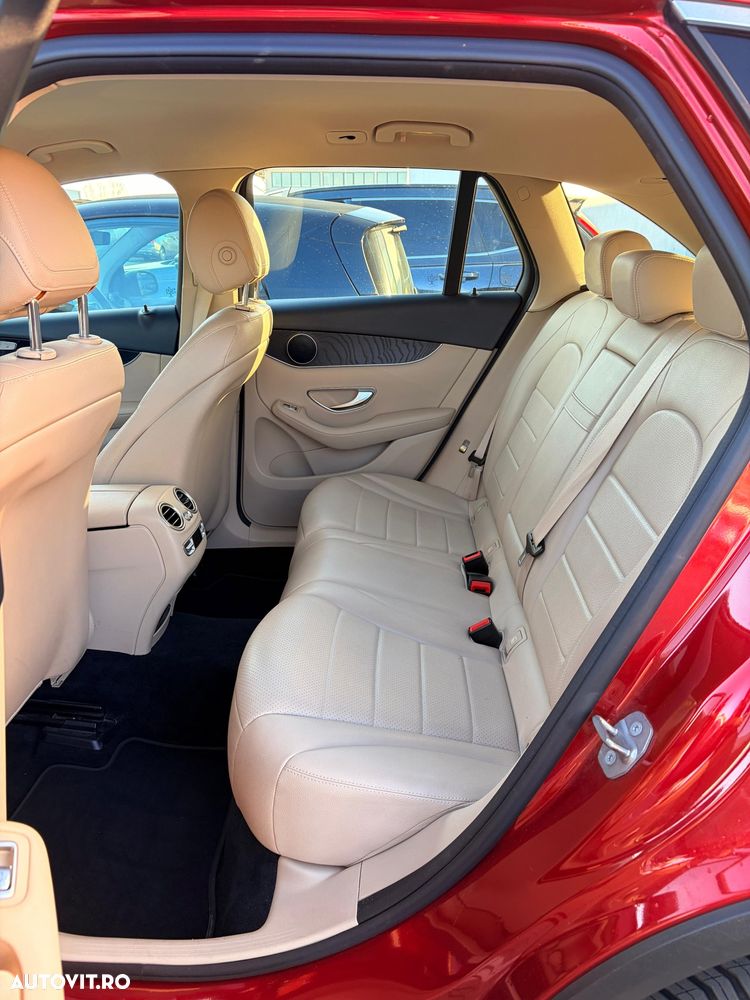 Mercedes-Benz GLC - 13