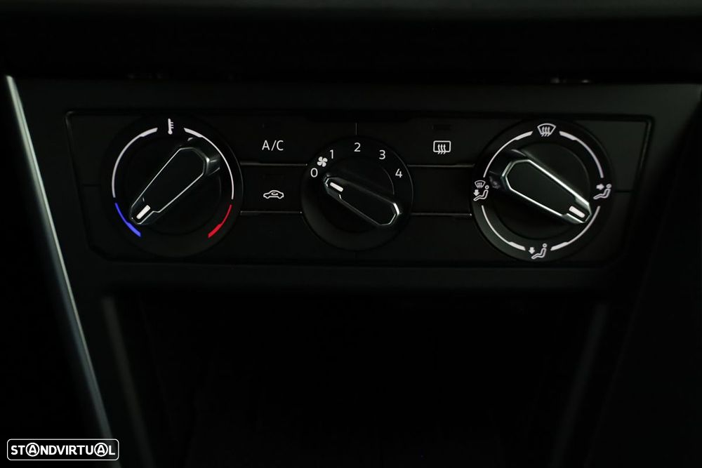 VW Taigo 1.0 TSI Urban DSG - 12