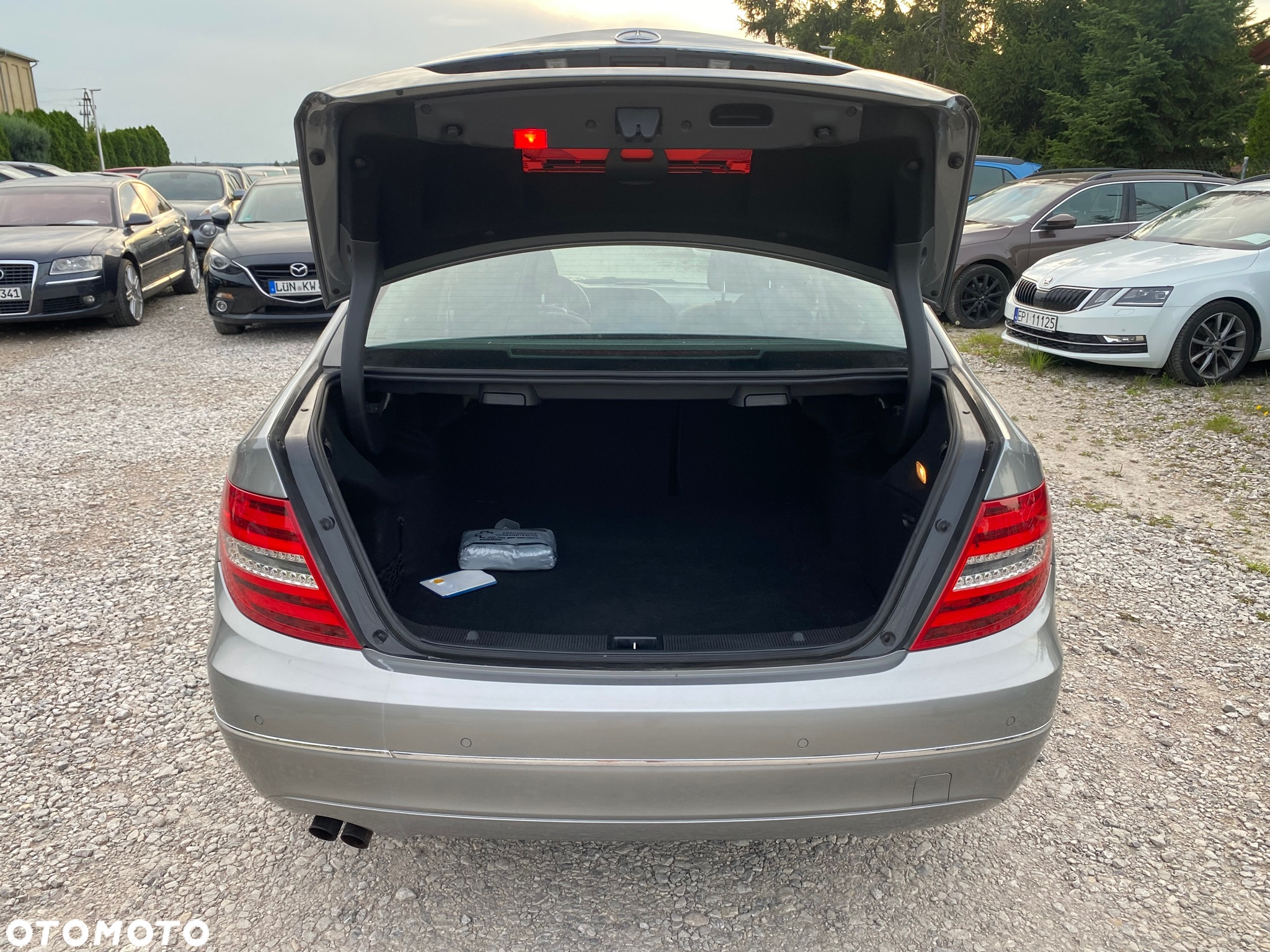 Mercedes-Benz Klasa C 180 (BlueEFFICIENCY) Avantgarde - 16