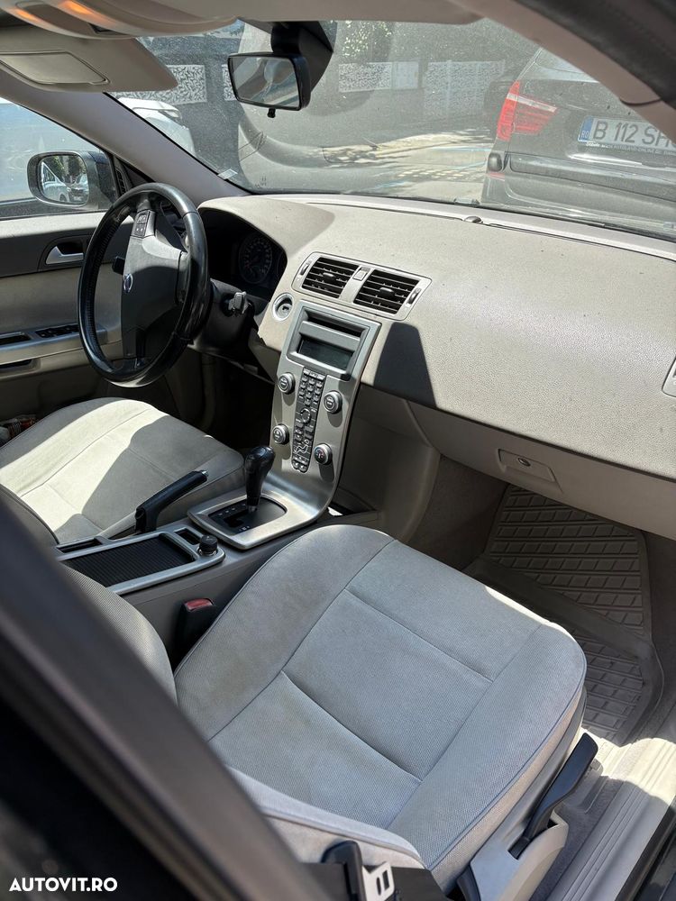 Volvo S40 2.4 Aut. Kinetic - 9