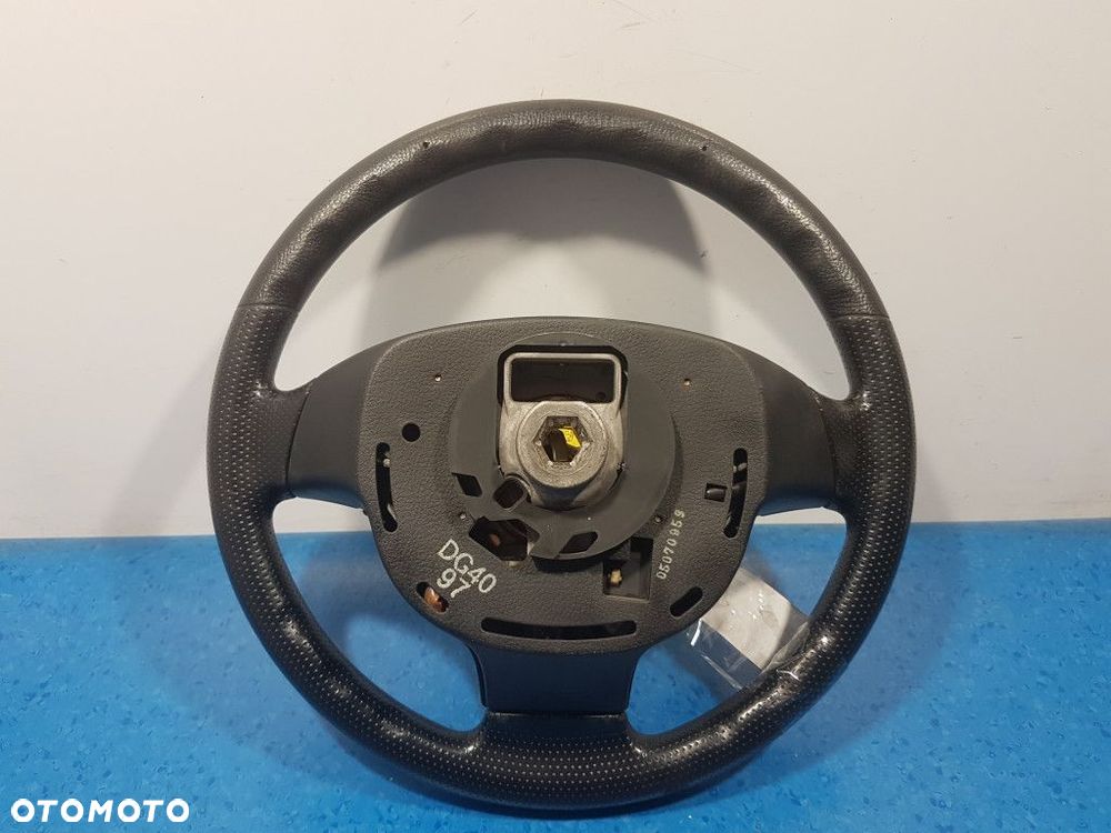 MAZDA 2 II DY KIEROWNICA MULTIFUNKCYJNA 03-05 - 2