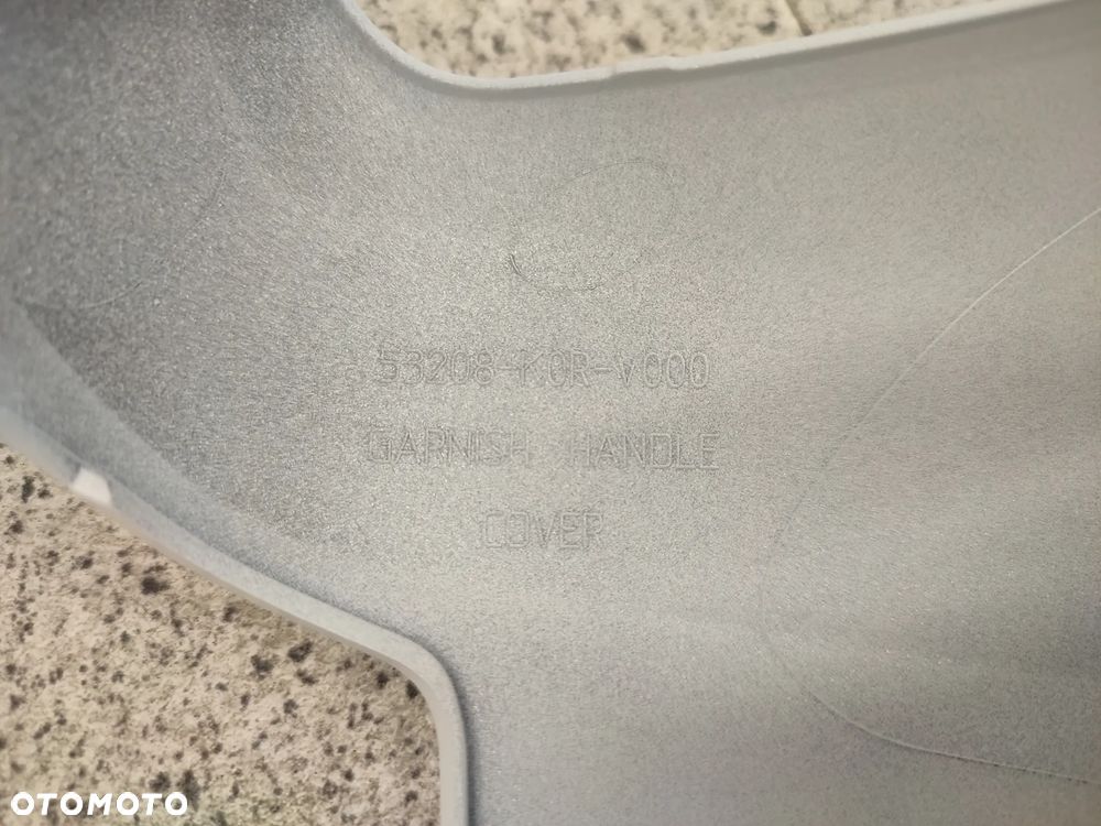 Owiewka, osłona, obudowa, obudowa licznika Honda SH 125 350 - 17