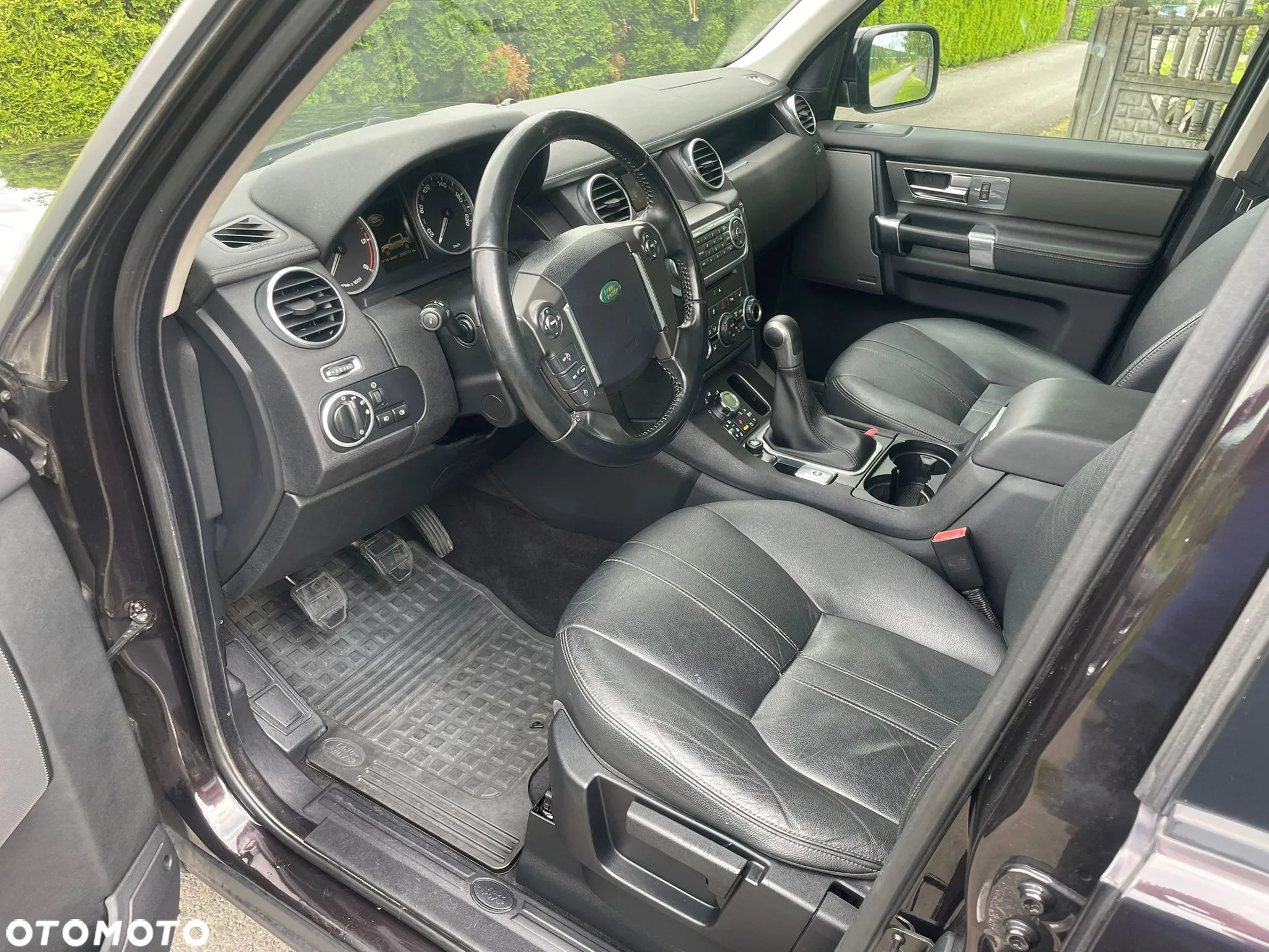 Land Rover Discovery III 2.7D V6 HSE - 8