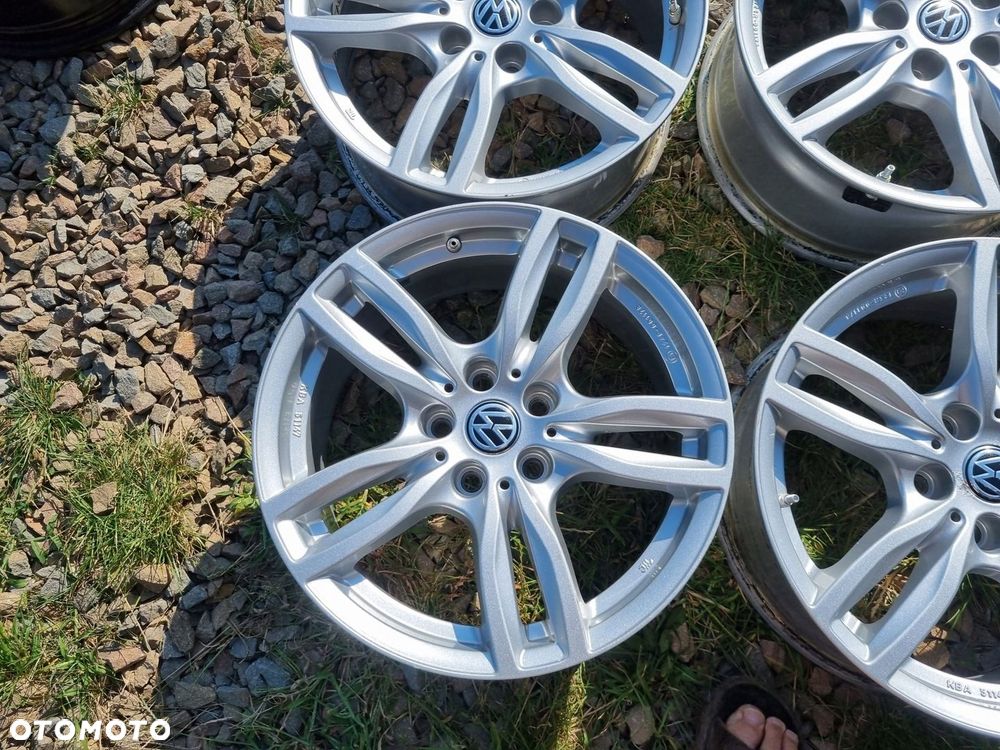 VW PASSAT,TIGUAN,SEAT LEON,AUDI A4,SKODA Octavia ALU 7,5X17 ET27 bdb stan - 3