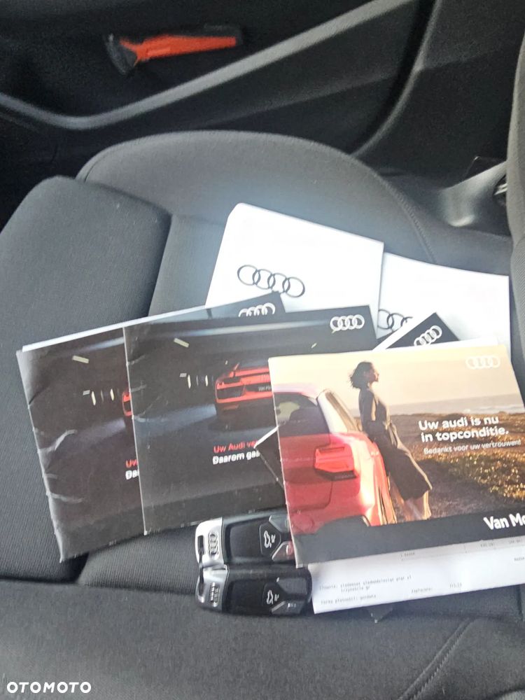 Audi A4 Avant 35 TFSI S tronic design - 16