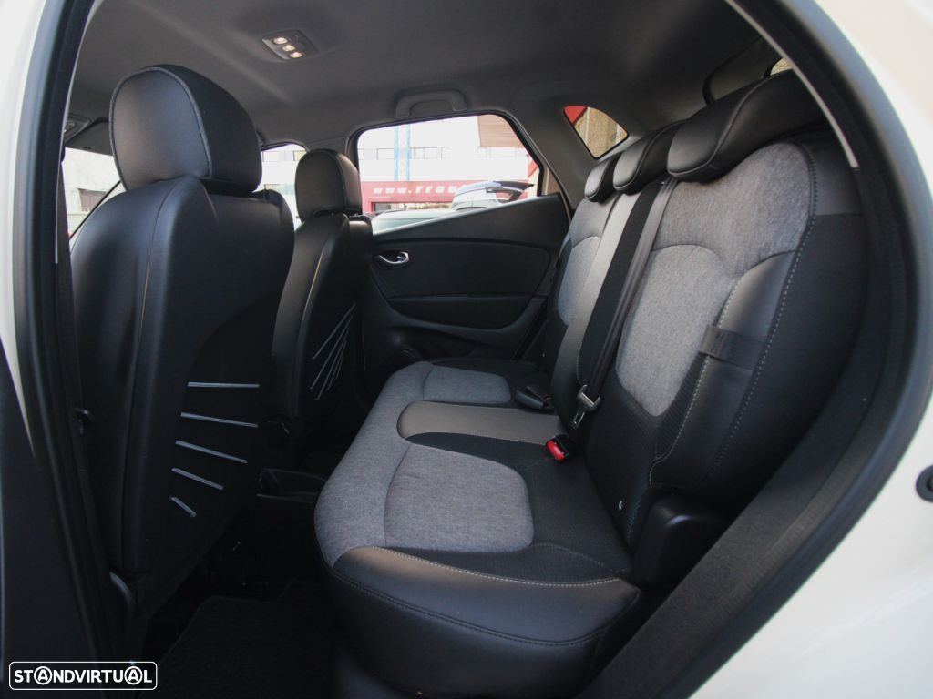 Renault Captur - 18