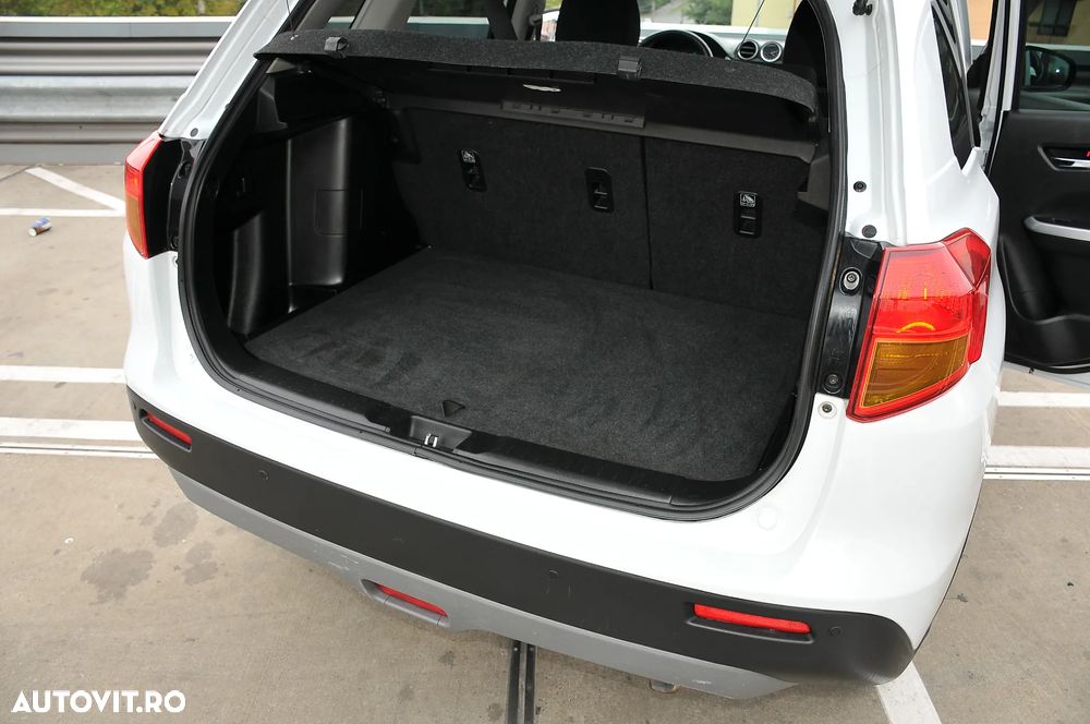 Suzuki Vitara 1.6 DDIS (4x2) Comfort - 22