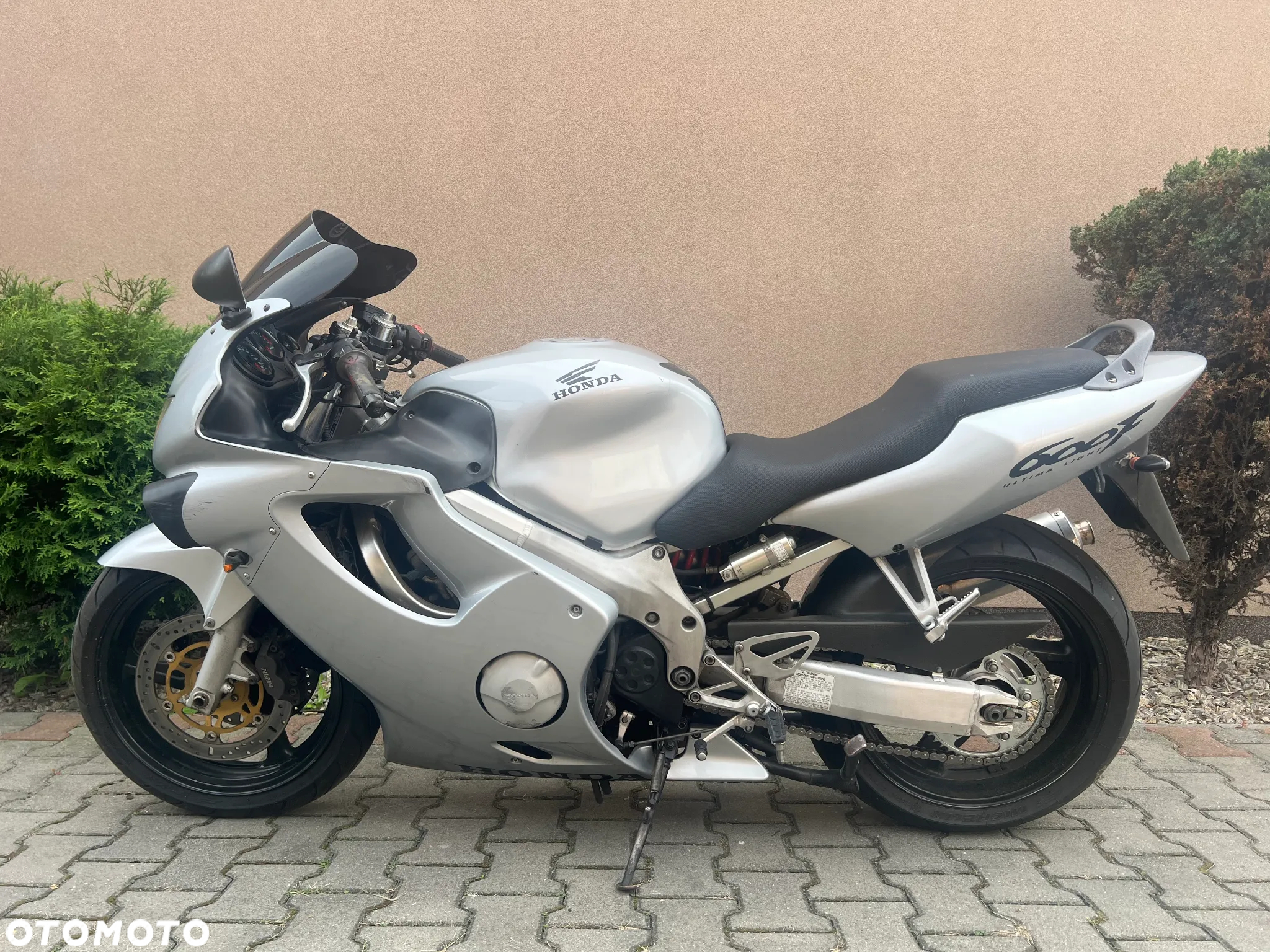 Honda CBR - 2