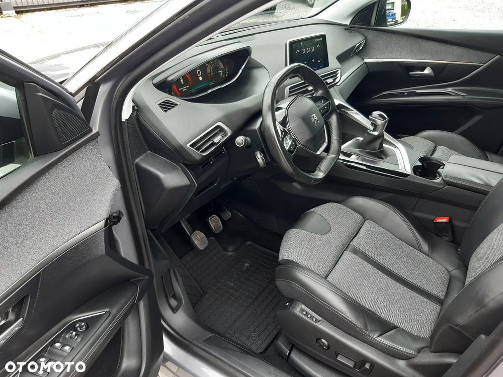 Peugeot 3008 HDi FAP 150 Platinum - 14
