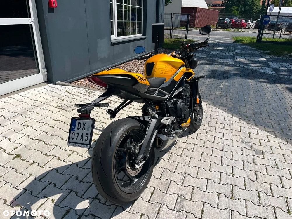 Triumph Street Triple - 5