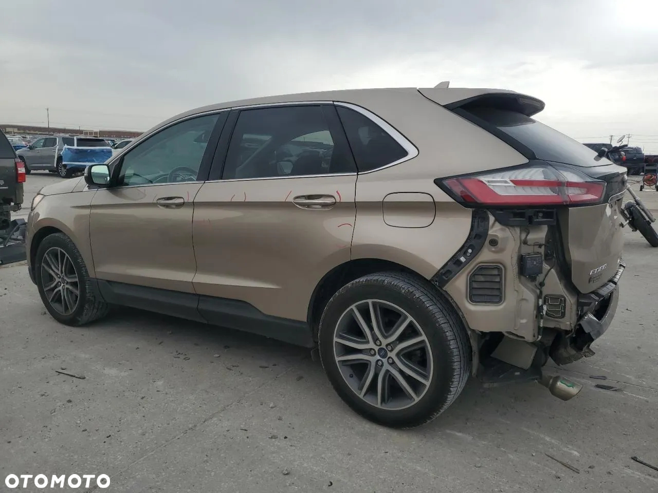 Ford Edge - 4