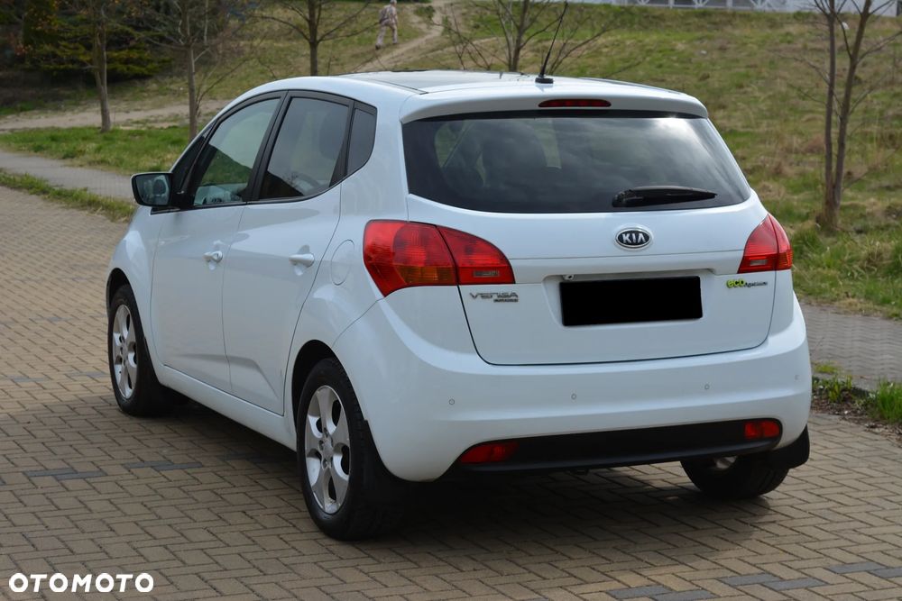 Kia Venga 1.4 CVVT Titanium Collection - 14