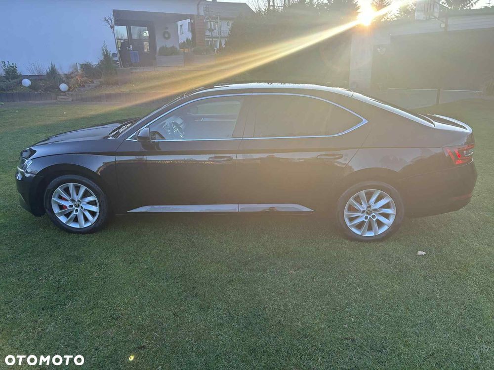 Skoda Superb 2.0 TDI Ambition - 7