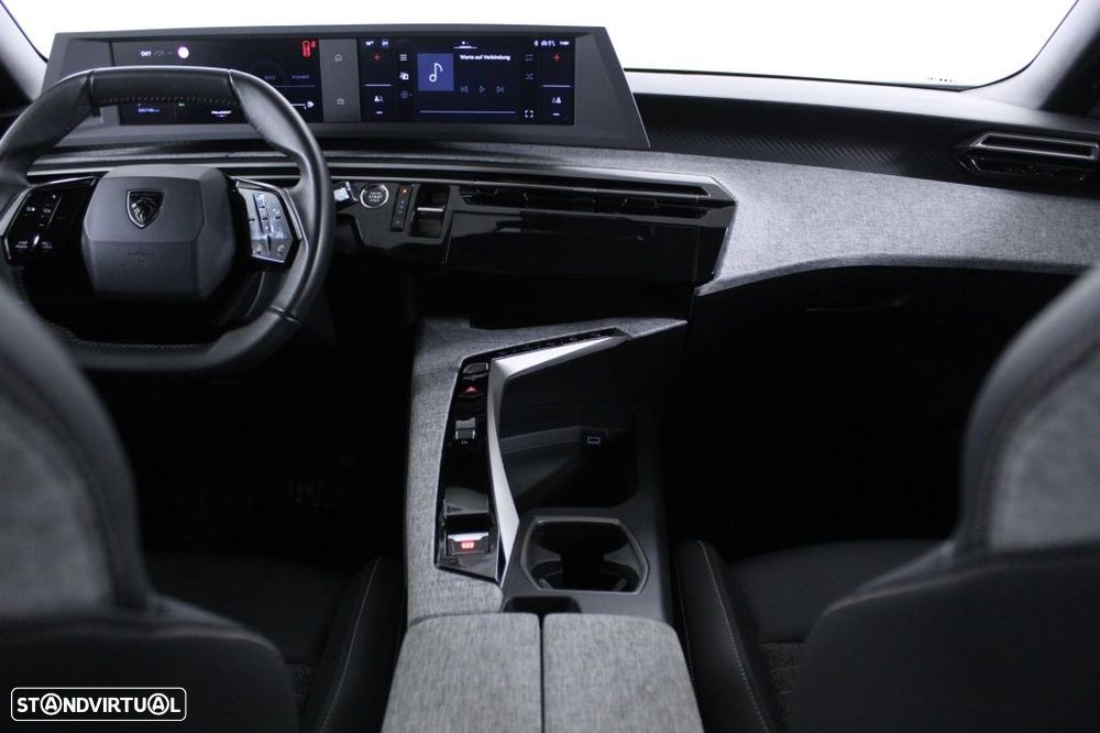 Peugeot 5008 1.2 Hybrid Allure e-DCS6 - 17