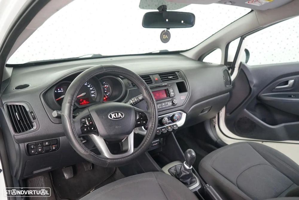 Kia Rio 1.1 CRDi LX - 14