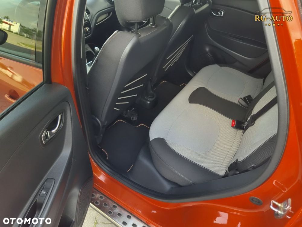 Renault Captur - 28