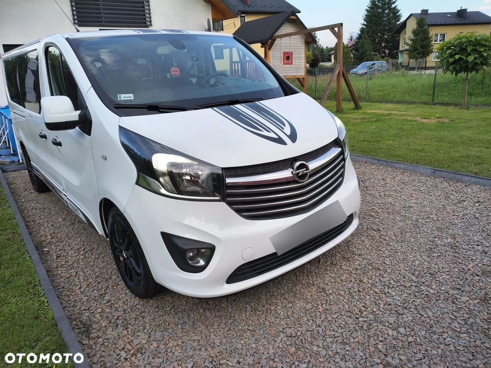 Opel Vivaro L2H1 2.9t Sport - 19