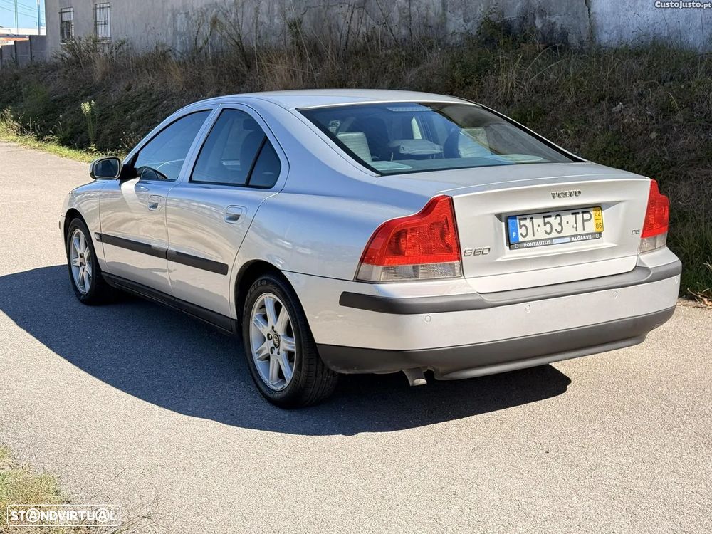 Volvo S60 2.4 D5 - 8