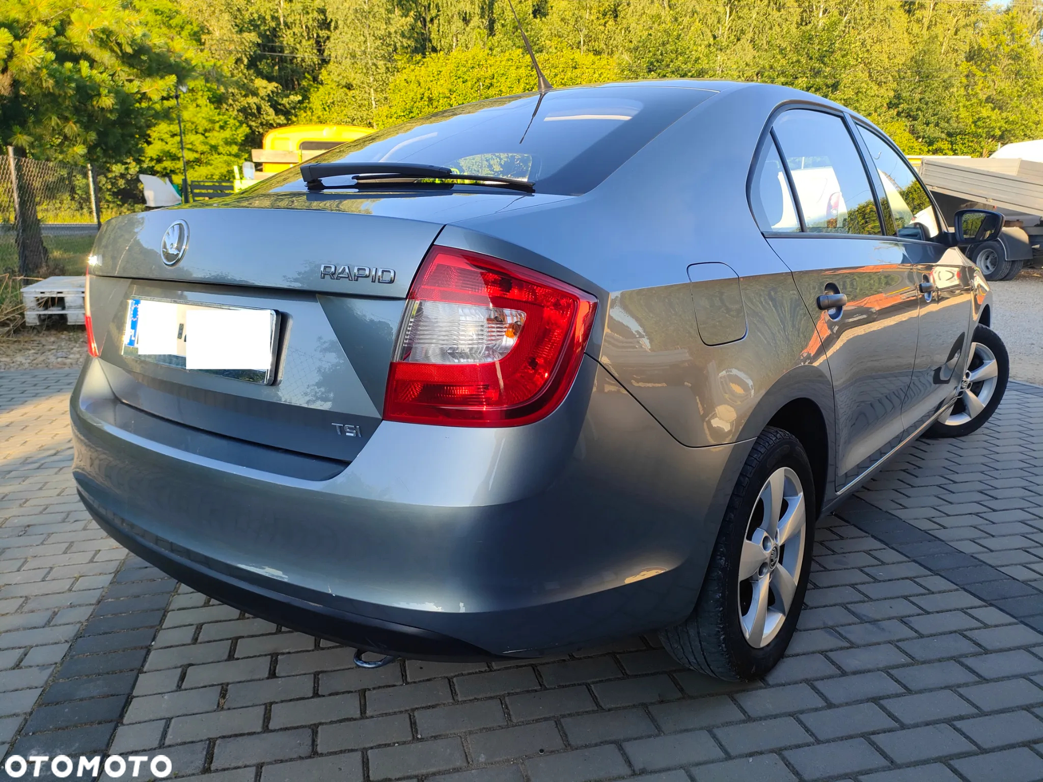 Skoda RAPID 1.2 TSI Active - 7