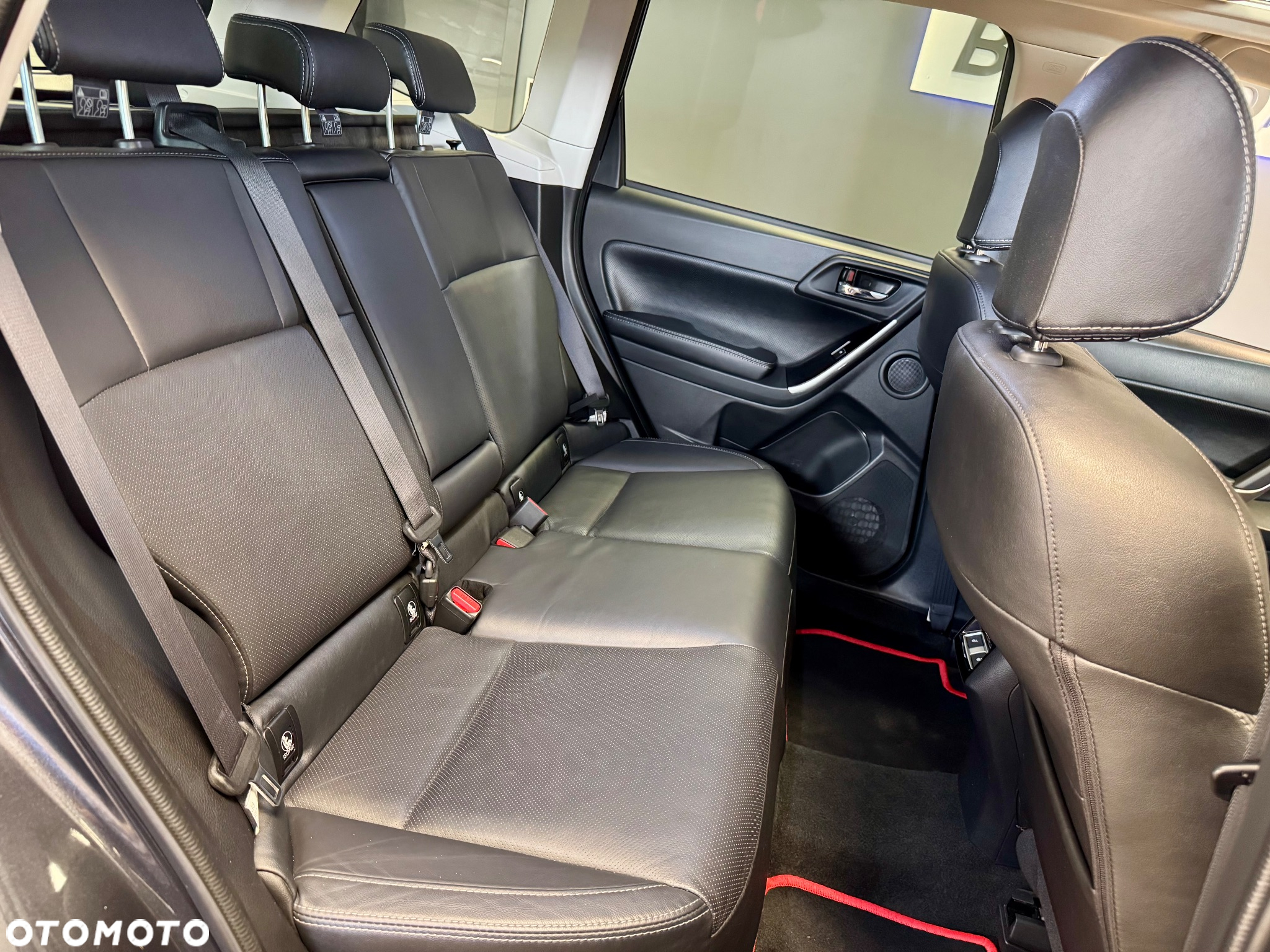 Subaru Forester 2.0 XT Sport Lineartronic - 32
