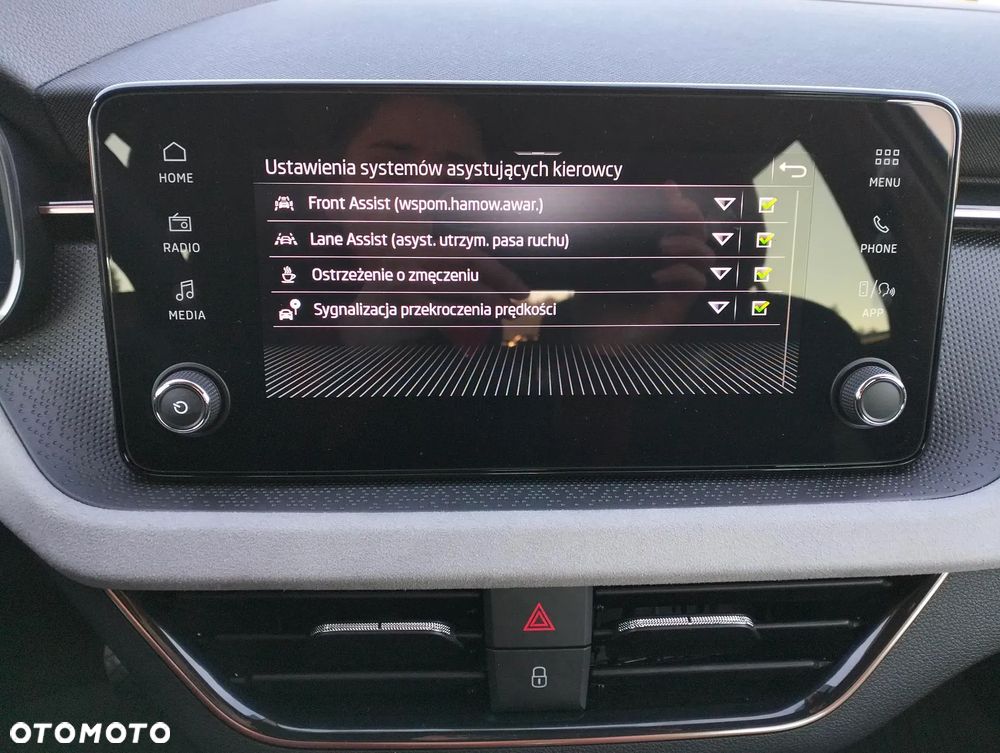 Skoda Kamiq 1.5 TSI Selection DSG - 23