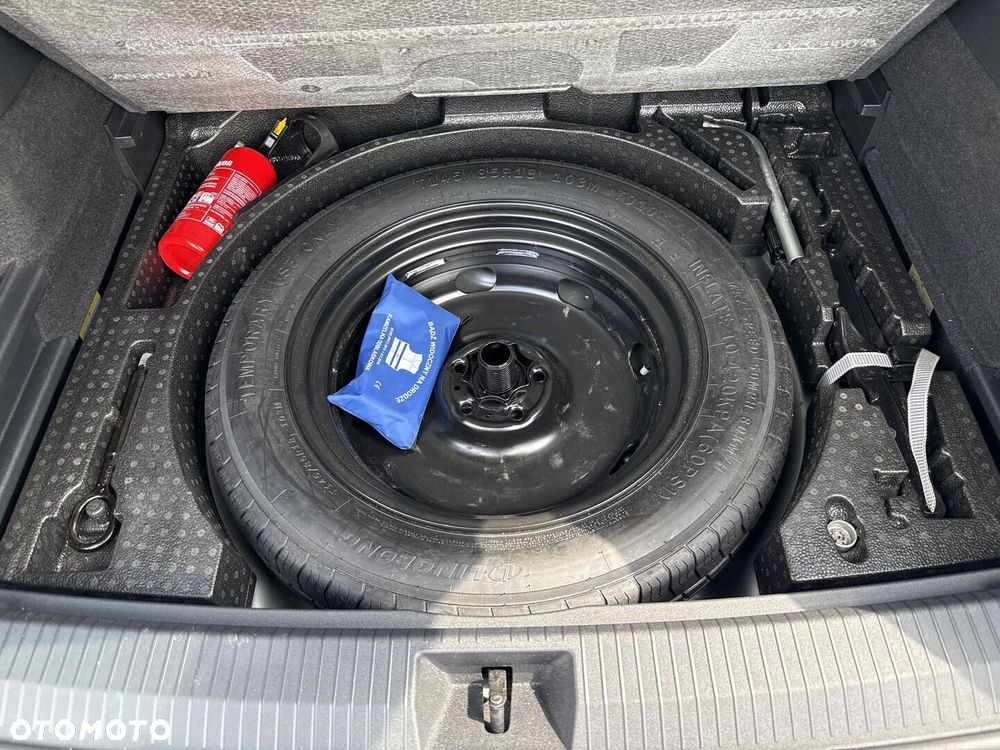 Volkswagen Tiguan 1.5 eTSI Life DSG - 26