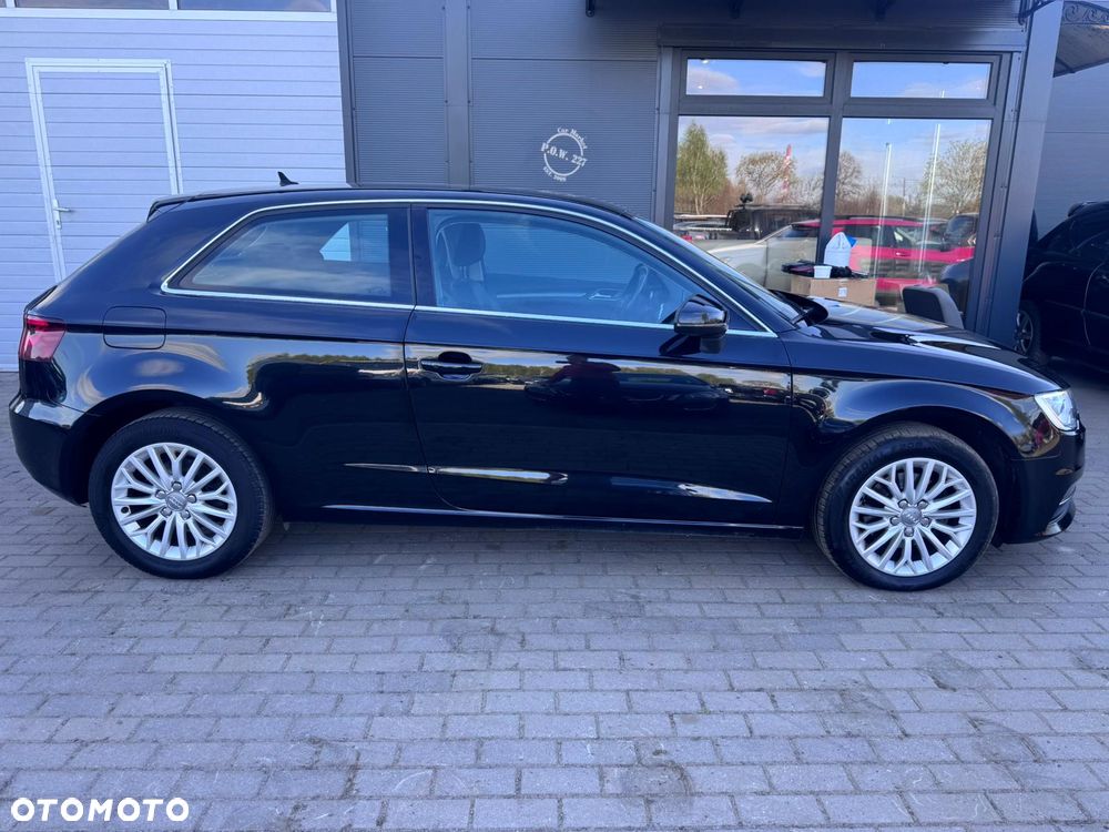 Audi A3 3-drzwiowe 1.4 TFSI Attraction - 3