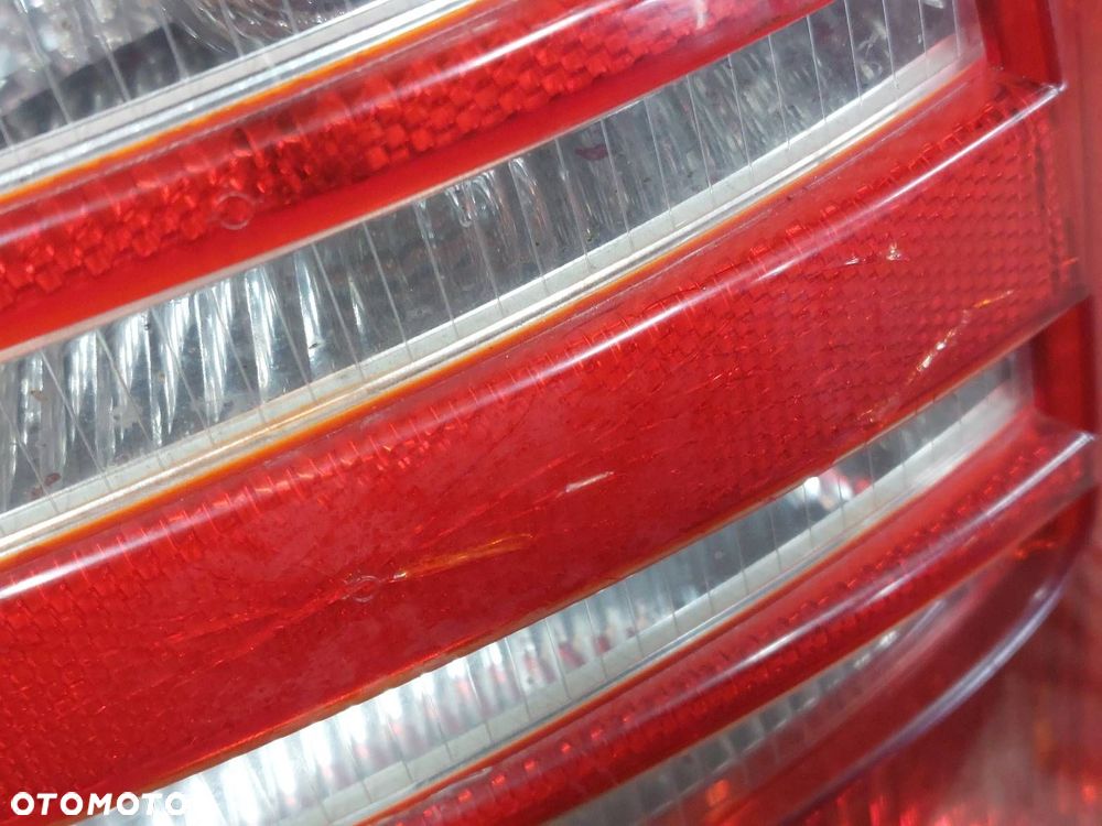 LAMPA LEWY TYŁ + PRAWY TYŁ SKODA SUPERB I 3U5945095 3U5945096 - 4