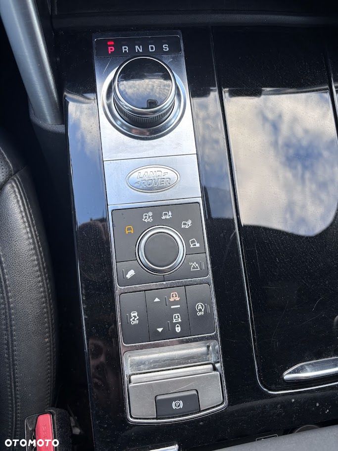 Land Rover Discovery 3.0 Si6 HSE - 19