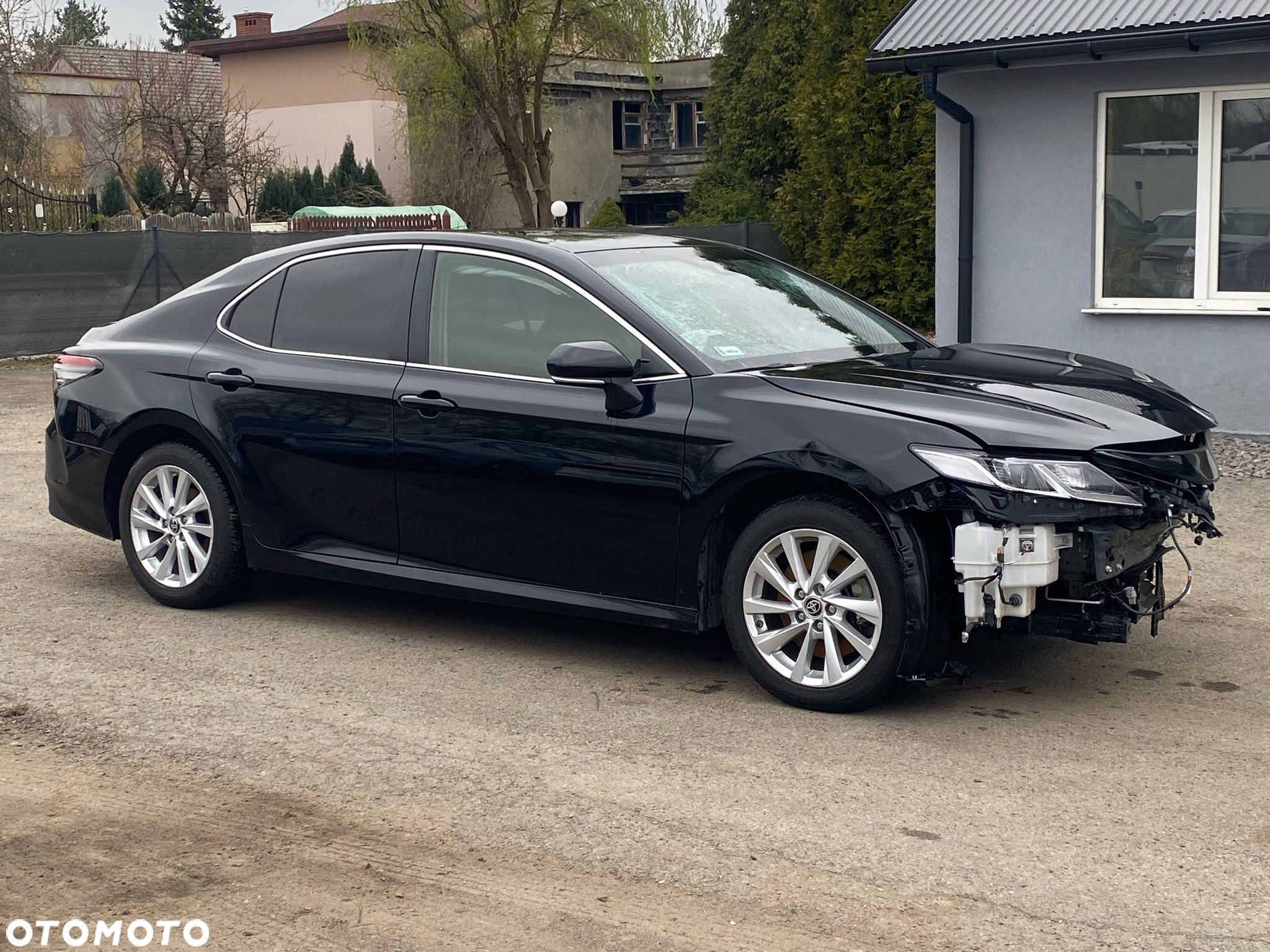 Toyota Camry 2.5 Hybrid Comfort CVT - 3