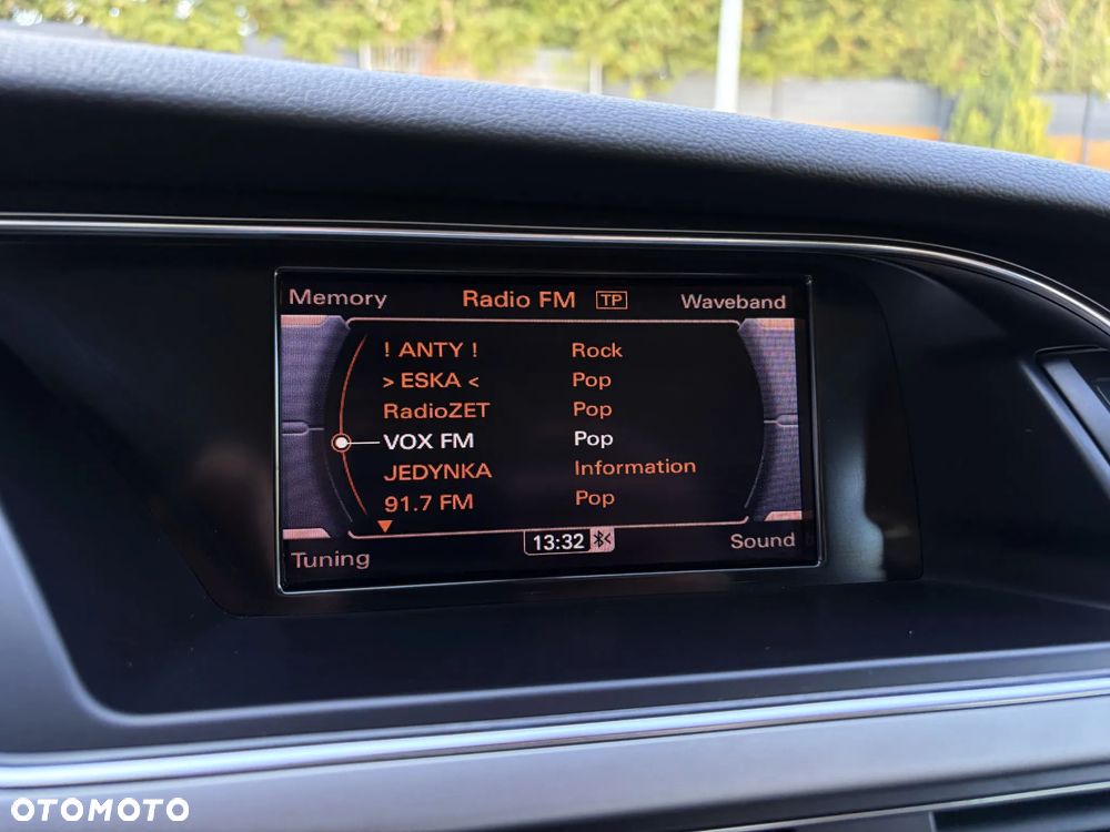 Audi A4 Limousine 2.0 TDI DPF Ambition - 25