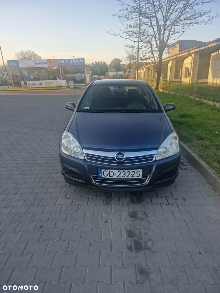 Opel Astra 1.8 Enjoy - 1
