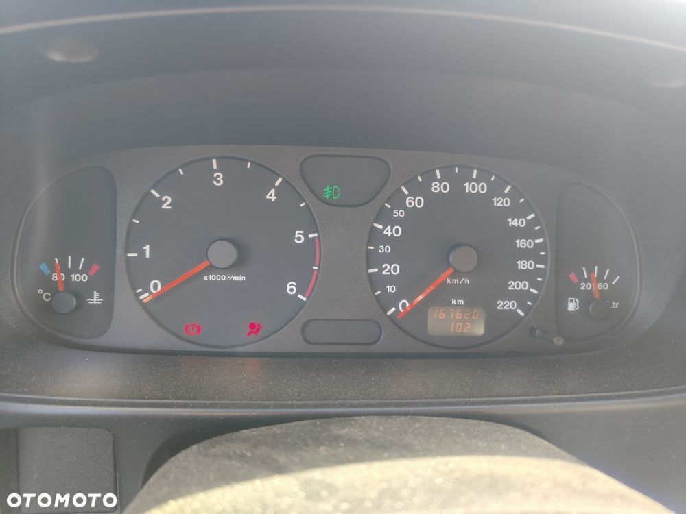 Opel Frontera - 8