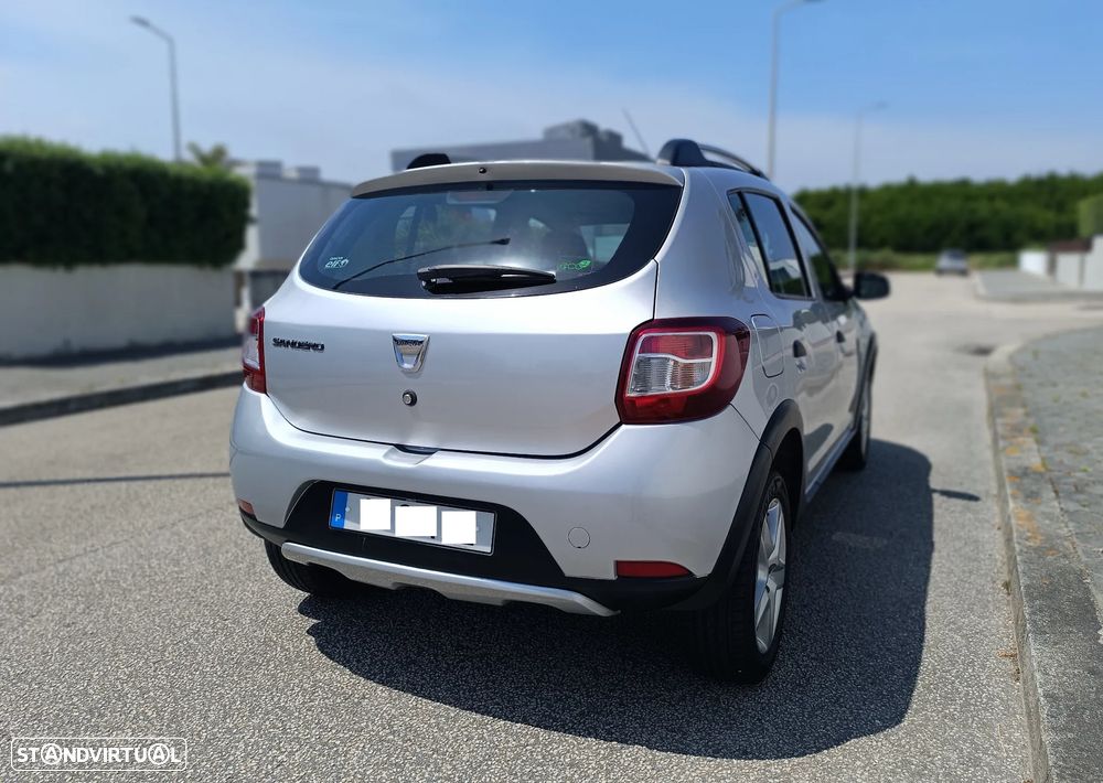 Dacia Sandero 0.9 TCe Stepway - 2