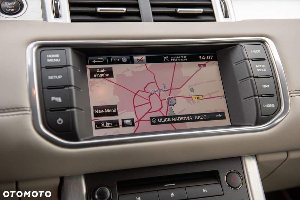 Land Rover Range Rover Evoque - 22