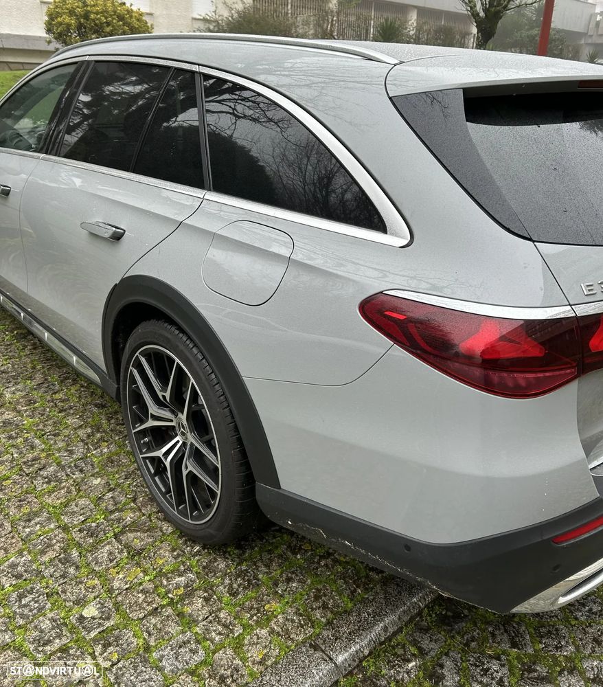 Mercedes-Benz E 300 de 4Matic 9G-TRONIC Exclusive - 3
