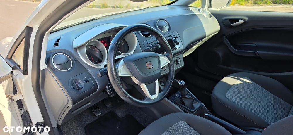 Seat Ibiza SC 1.4 16V Style - 13